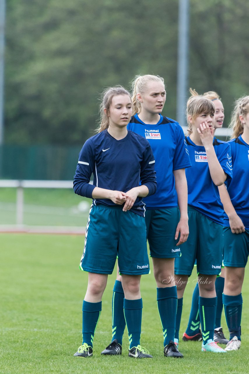 Bild 74 - B-Juniorinnen VfL Oldesloe - JSG Sdtondern : Ergebnis: 2:0